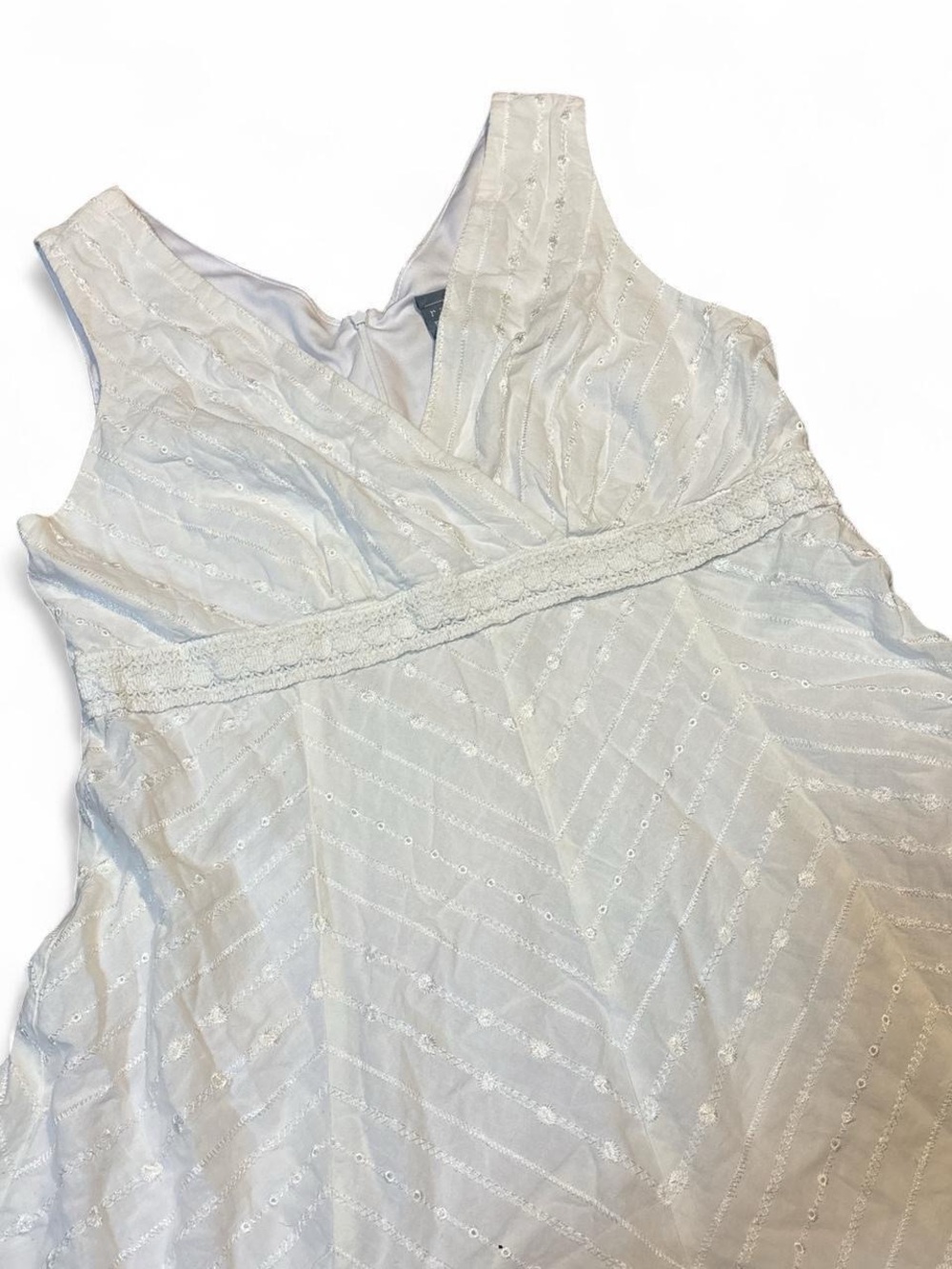 White Cotton Embroidered Midi Dress by Rabbit Rabbit Rabbit - Picture 4 of 7